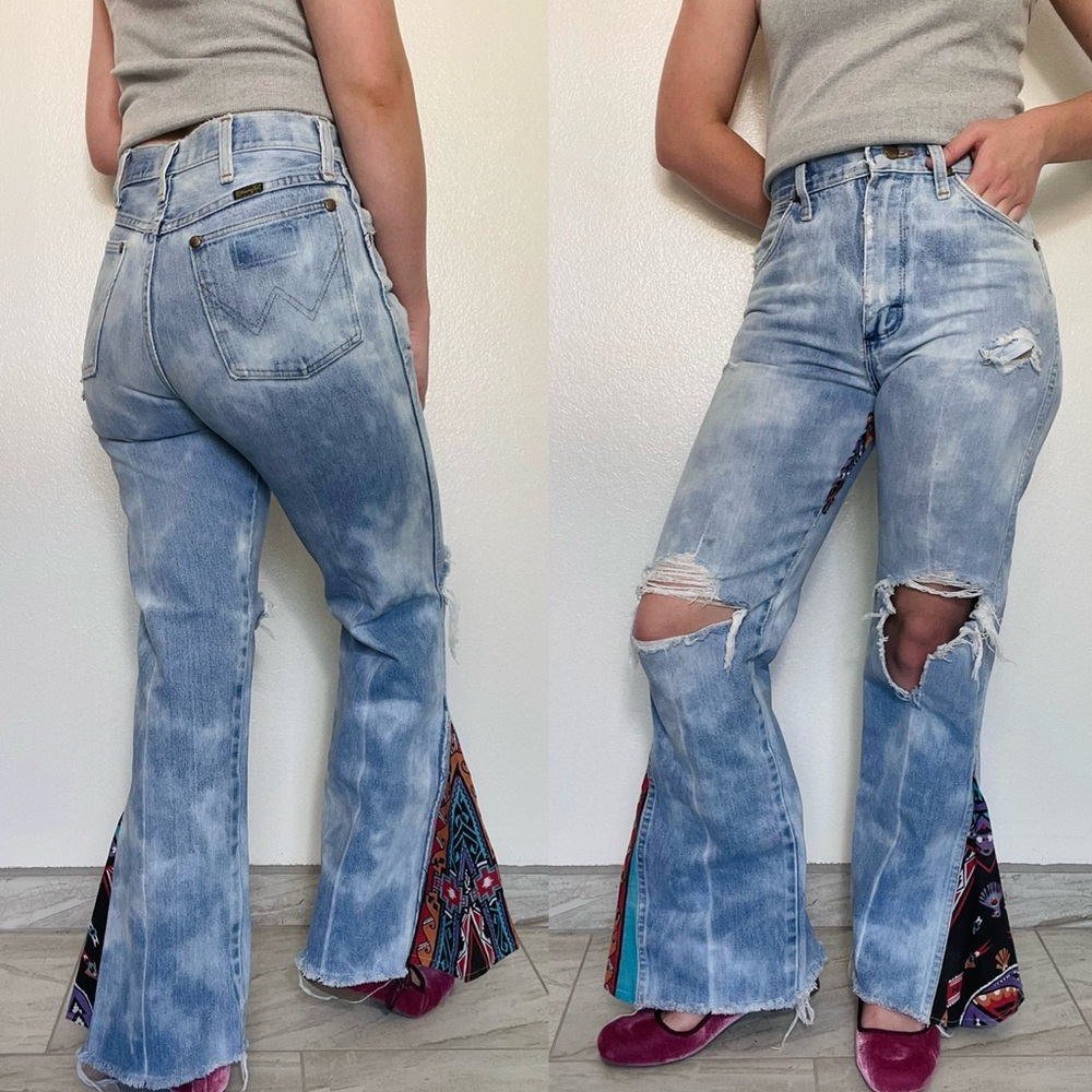 Wrangler | Vintage Reworked Short Bell-Bottom Flare Jeans | Western Southwestern
